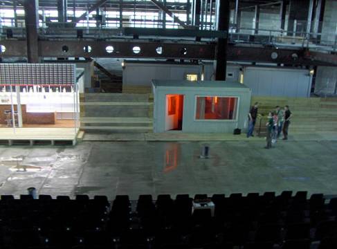 PdR Building and Stage inside